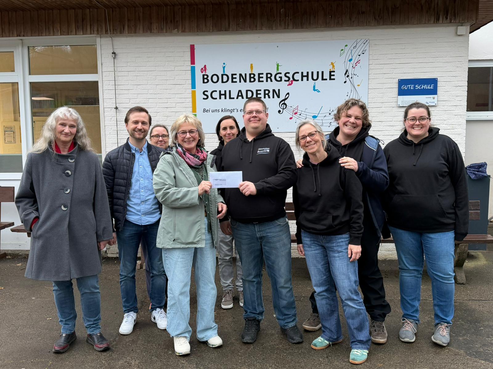 Spenden�bergabe der CDU-Kleiderstube an den F�rderverein